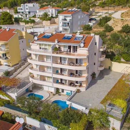 Appartement Family-friendly With Swimming Pool Brela, Makarska - 20065